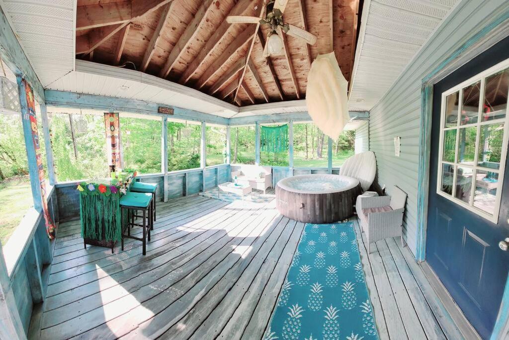 Experience The Serenity Of Pineapple Acre Pocono Stroudsburg Exterior foto